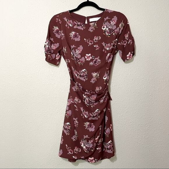 ASTR The Label Maroon Floral Wrap Front Mini Dress Womens XS Fall Boho Ruched - Picture 1 of 11
